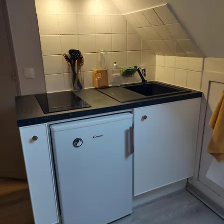 Πανσιόν Au 2e Etage De Notre Maison De 3*